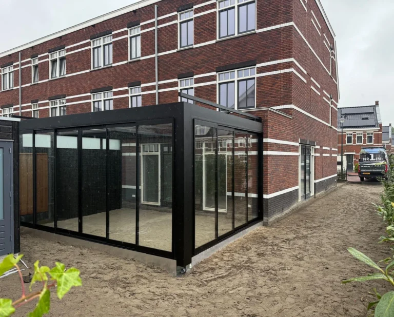 Geisoleerde glazen schuifwand